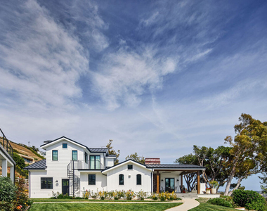5561 Horizon Drive - Photo Thumbnail 5