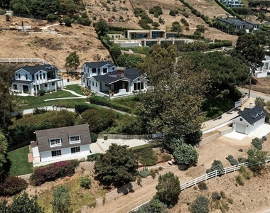 5561 Horizon Drive - Photo Thumbnail 38