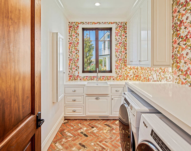5561 Horizon Drive - Photo Thumbnail 20
