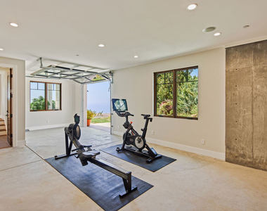 5561 Horizon Drive - Photo Thumbnail 31