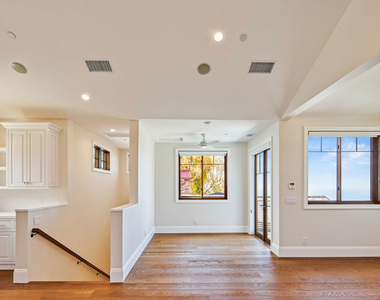 5561 Horizon Drive - Photo Thumbnail 21