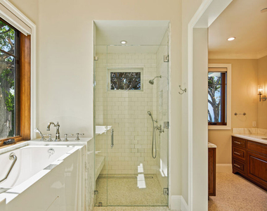 5561 Horizon Drive - Photo Thumbnail 15