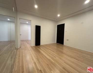 10574 Ayres Avenue - Photo Thumbnail 10