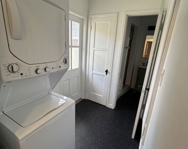10574 Ayres Avenue - Photo Thumbnail 4