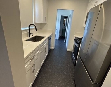 10574 Ayres Avenue - Photo Thumbnail 2