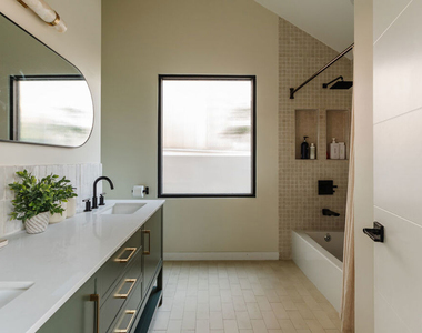 8550 Ridpath Drive - Photo Thumbnail 11