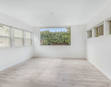 409 N Kilkea Drive - Photo Thumbnail 19