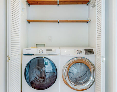 409 N Kilkea Drive - Photo Thumbnail 28
