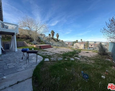 719 W Avenue Q10 - Photo Thumbnail 29