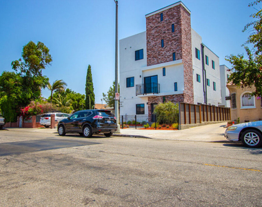 2206 Hauser Boulevard - Photo Thumbnail 1