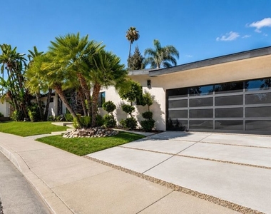 5576 El Canon Avenue - Photo Thumbnail 43