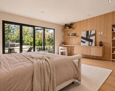 5576 El Canon Avenue - Photo Thumbnail 18