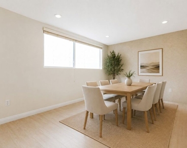 717 S Westgate Avenue - Photo Thumbnail 6