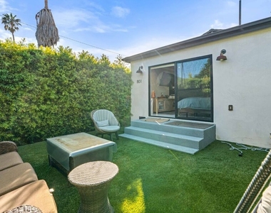 801 Howard Street - Photo Thumbnail 11