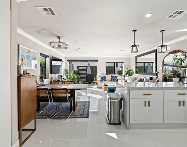 801 Howard Street - Photo Thumbnail 14