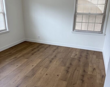 937 S Bedford Street - Photo Thumbnail 10
