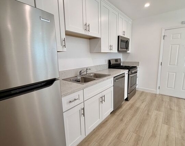 1321 N Normandie Avenue - Photo Thumbnail 3