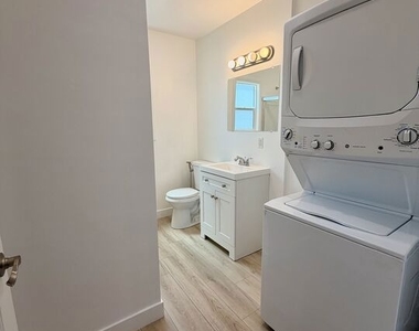 1321 N Normandie Avenue - Photo Thumbnail 7