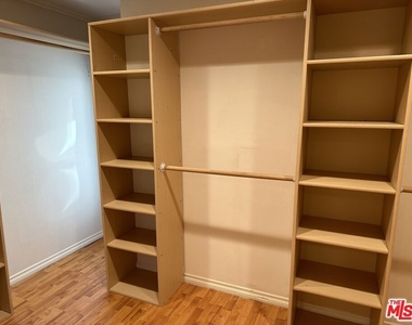 18162 Sweet Elm Drive - Photo Thumbnail 23