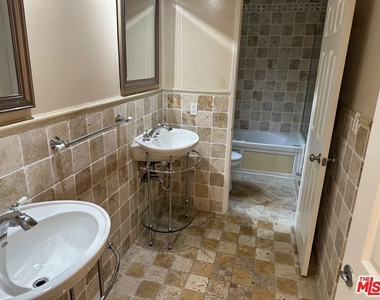 18162 Sweet Elm Drive - Photo Thumbnail 29