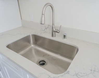 10043 Haines Canyon Avenue - Photo Thumbnail 7