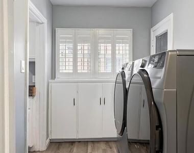1110 W 80th Street - Photo Thumbnail 12