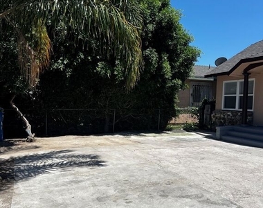 634 E 87th Street - Photo Thumbnail 15