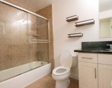 4428 Fulton Avenue - Photo Thumbnail 20