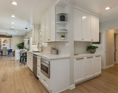 3544 Gardenia Avenue - Photo Thumbnail 25