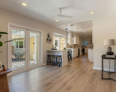 3544 Gardenia Avenue - Photo Thumbnail 13
