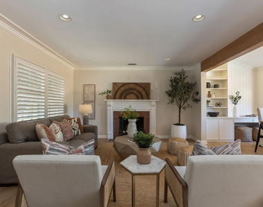 3544 Gardenia Avenue - Photo Thumbnail 3