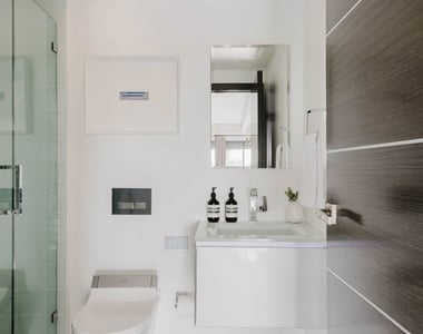 1310 Londonderry Place - Photo Thumbnail 13