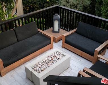 1310 Londonderry Place - Photo Thumbnail 16