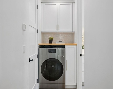 4034 Coolidge Avenue - Photo Thumbnail 15