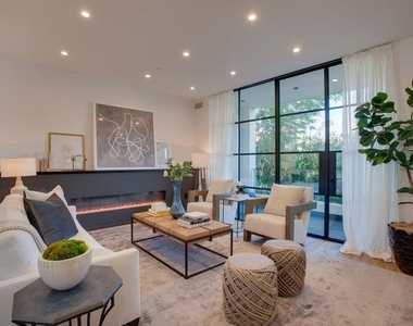1254 N Las Palmas Avenue - Photo Thumbnail 1