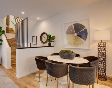 1254 N Las Palmas Avenue - Photo Thumbnail 5