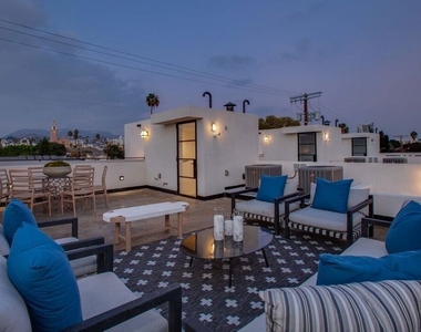 1254 N Las Palmas Avenue - Photo Thumbnail 17