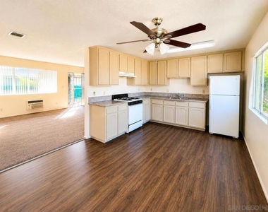 948 E Chase Ave - Photo Thumbnail 1
