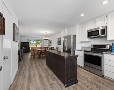 358 Abington Rd - Photo Thumbnail 6