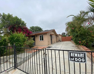 743 Park Pl - Photo Thumbnail 1
