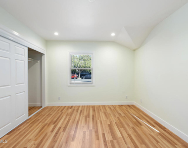 301 Frances Street - Photo Thumbnail 11
