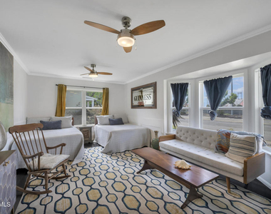 3870 Clark Avenue - Photo Thumbnail 16