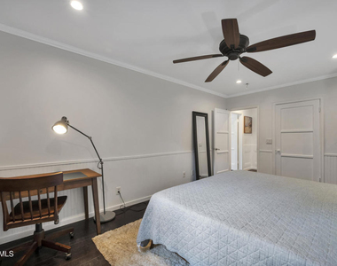 3870 Clark Avenue - Photo Thumbnail 14