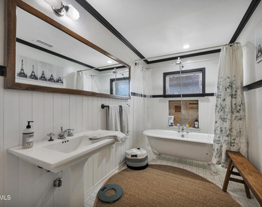 3870 Clark Avenue - Photo Thumbnail 19