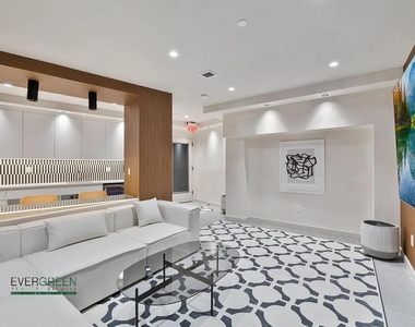 1615 Cedar Street - Photo Thumbnail 14