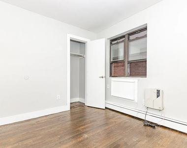 207 Schaefer Street - Photo Thumbnail 11