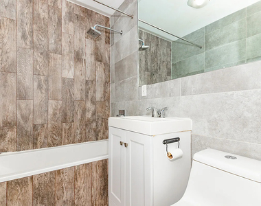 207 Schaefer Street - Photo Thumbnail 9
