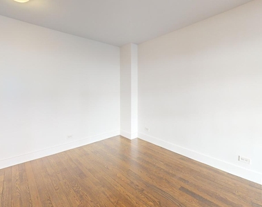 East 63rd Street - Photo Thumbnail 16