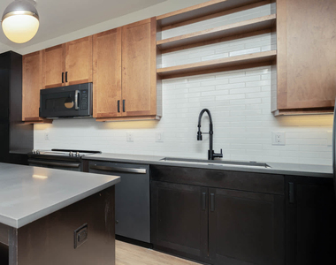 2900 Canton St - Photo Thumbnail 6