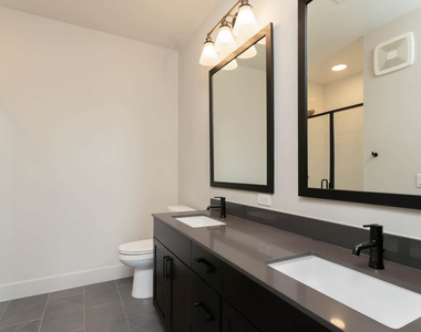 2900 Canton St - Photo Thumbnail 15